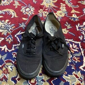 Vans all black authentics